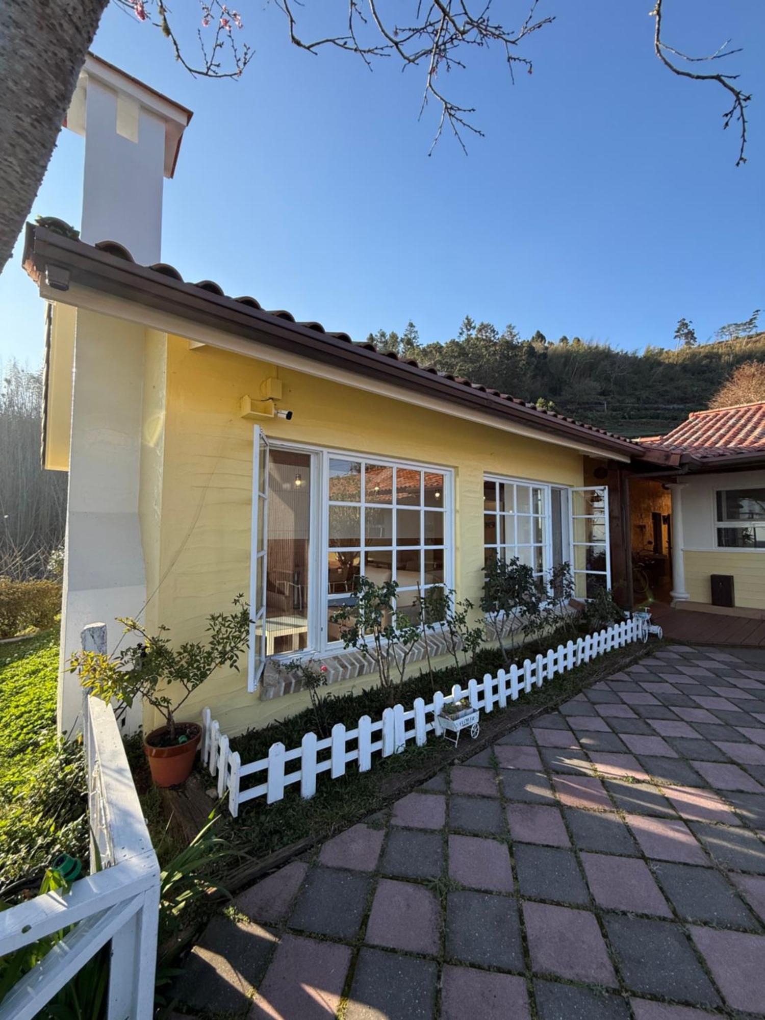 Alishan Tea Garden B&B Fenchihu Bagian luar foto